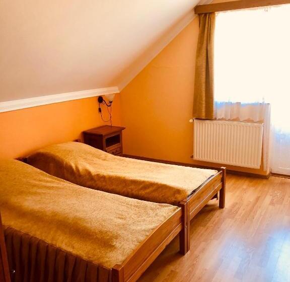 غرفة قياسية, Horváth Vendégház