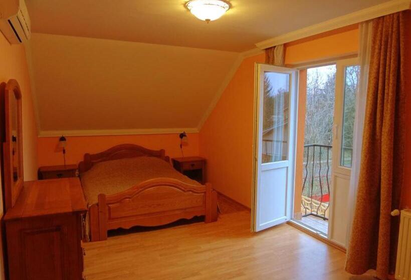 جناح غرفتين نوم, Horváth Vendégház