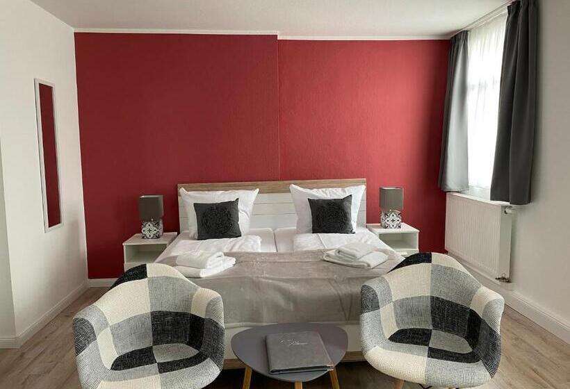 شقة غرفة واحدة, Pension Altstadt