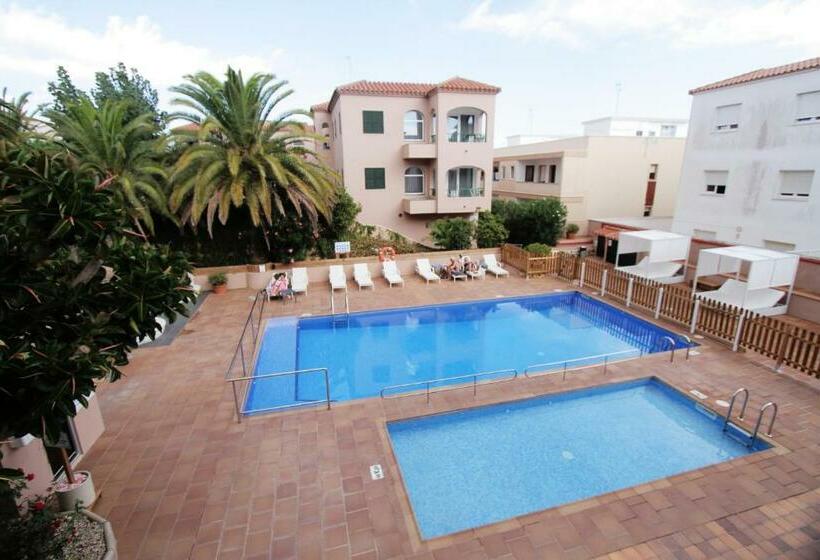 דירת חדר, Apartamentos Royal Life