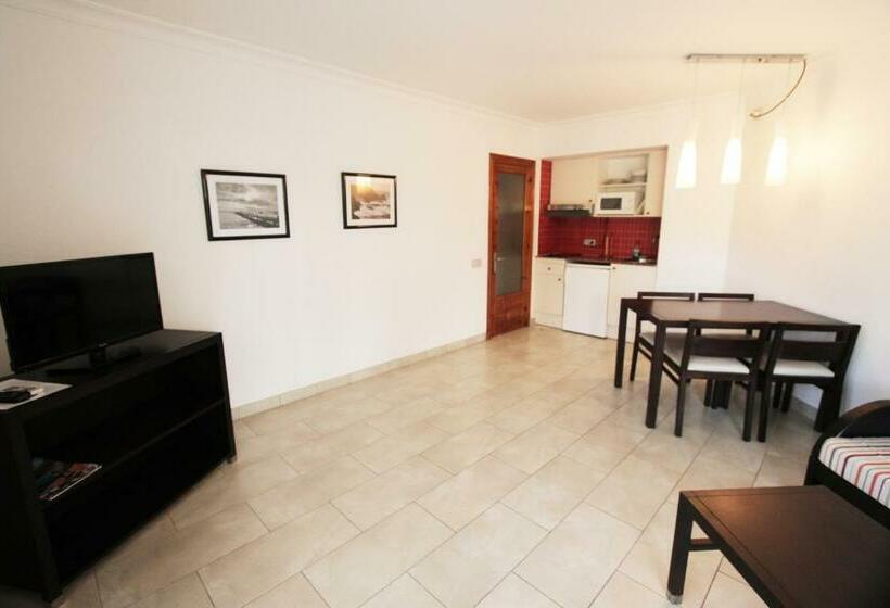 Апартаменты 1 Спальня, Apartamentos Royal Life