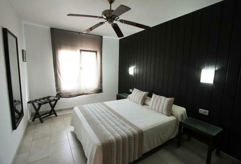 דירת חדר, Apartamentos Royal Life