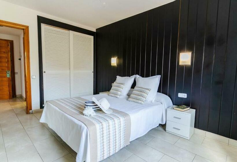 דירת חדר, Apartamentos Royal Life