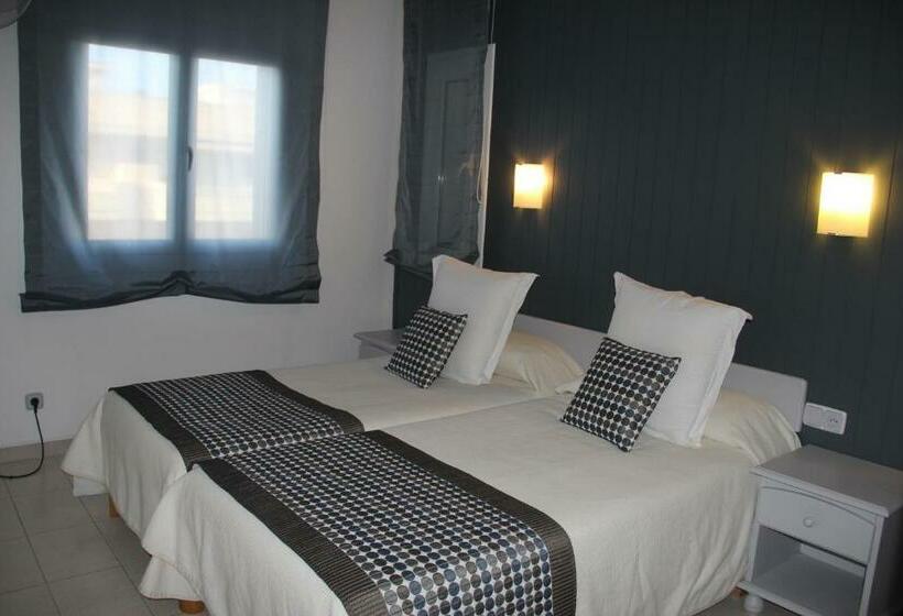 דירת חדר, Apartamentos Royal Life