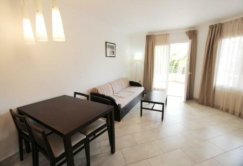 דירת חדר, Apartamentos Royal Life