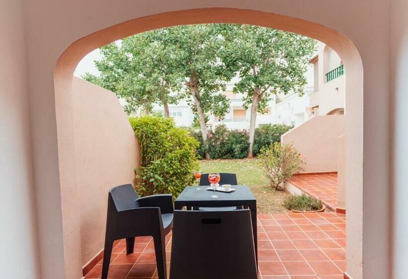 דירת חדר, Apartamentos Royal Life