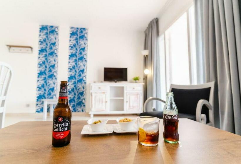 דירת חדר, Apartamentos Royal Life