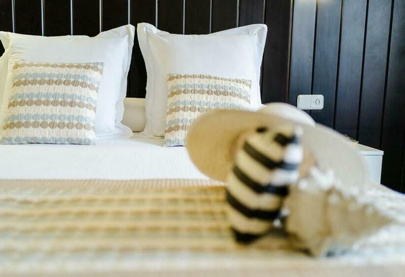 דירת חדר, Apartamentos Royal Life