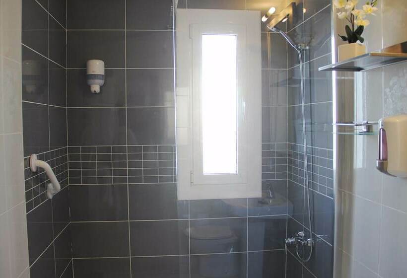 דירת חדר, Apartamentos Royal Life