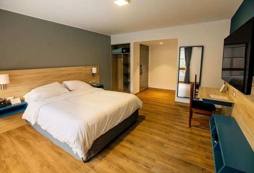 Superior Værelse, Daniel S Apart