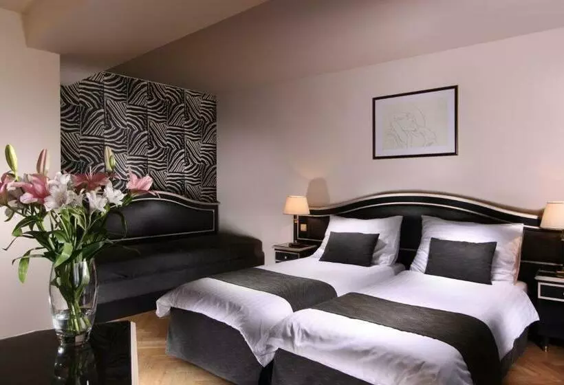Habitación Estándar, Elysee