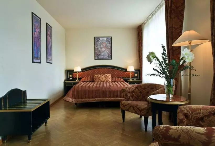 Habitación Superior, Elysee