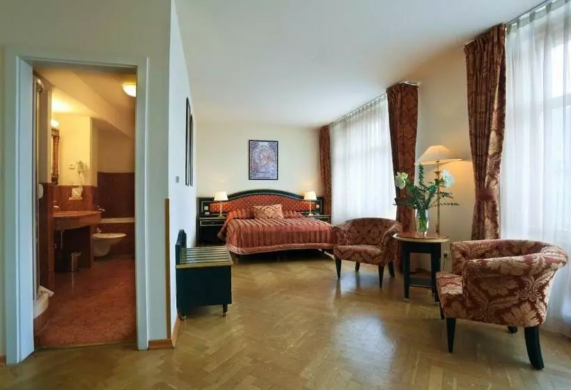 Habitación Superior, Elysee