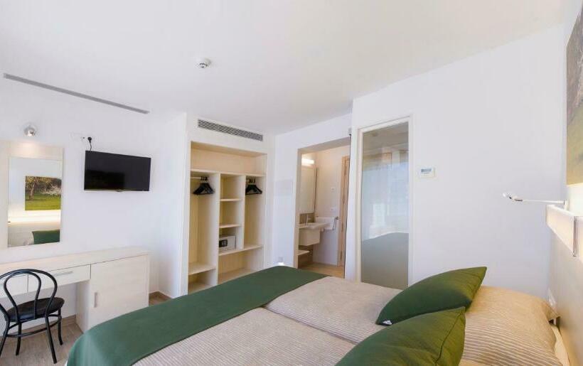 Номер Премиум, Hostal Mari