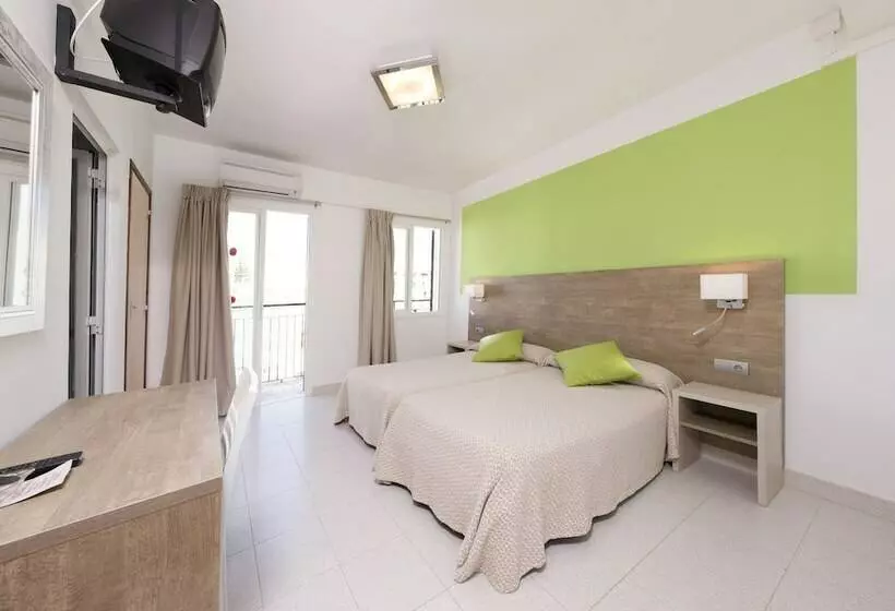 اتاق استاندارد با چشم‌انداز شهر, Hostal Mari