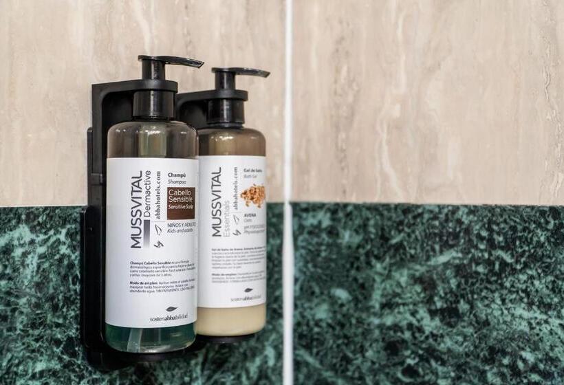 スタンダードルーム, Abba Rambla