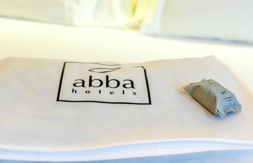 スタンダードトリプルルーム, Abba Rambla