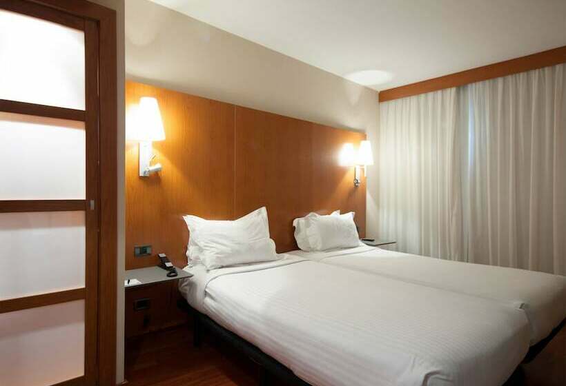 غرفة قياسية, Ciutat Martorell