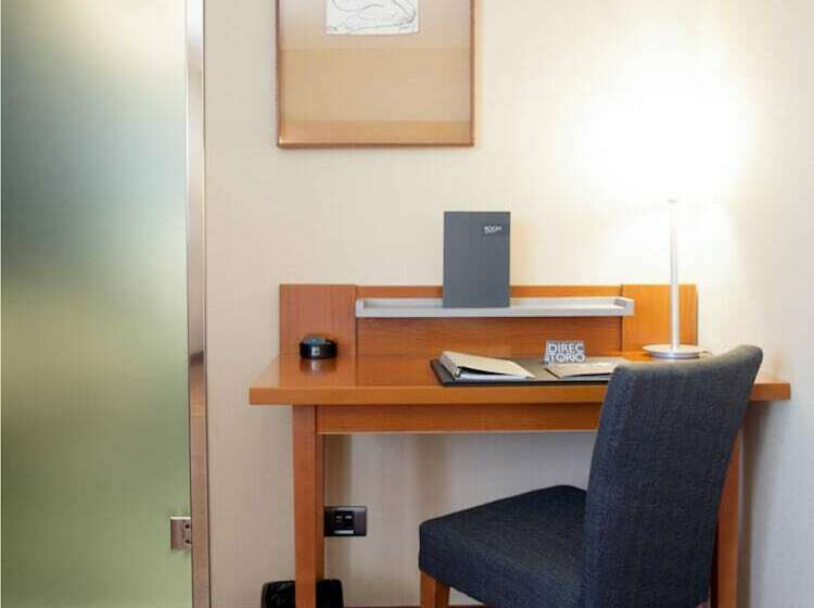 غرفة قياسية, Ciutat Martorell