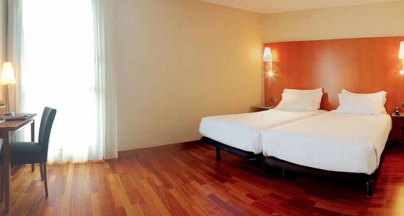 غرفة قياسية, Ciutat Martorell