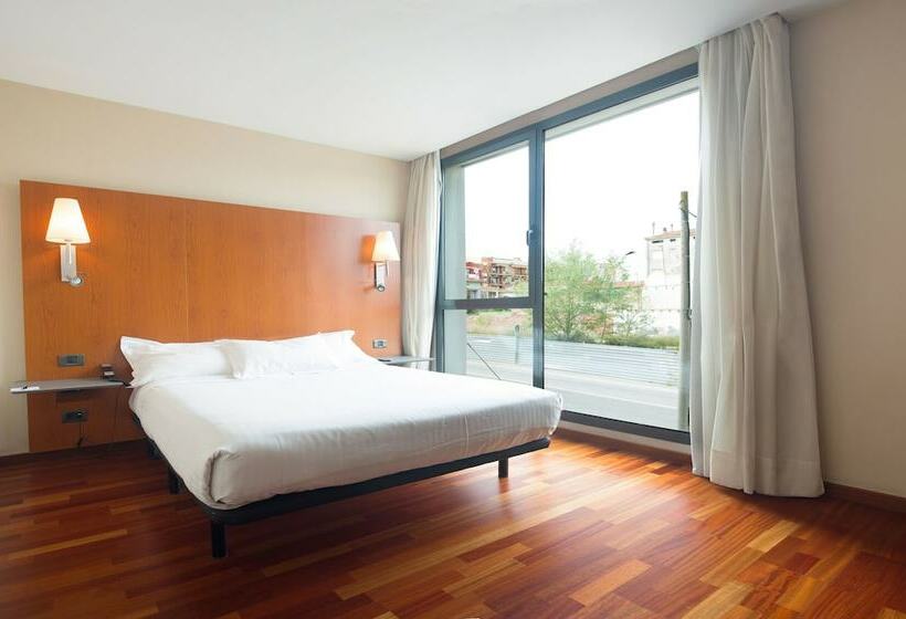 غرفة قياسية, Ciutat Martorell