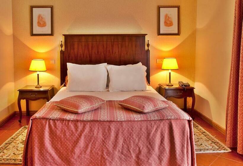 غرفة قياسية, Turim Club Azeitao