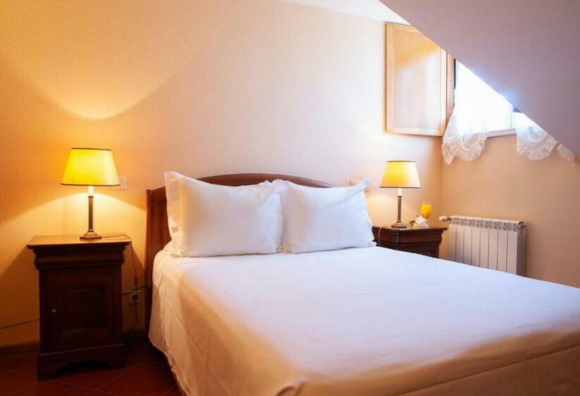 غرفة قياسية فردية, Turim Club Azeitao