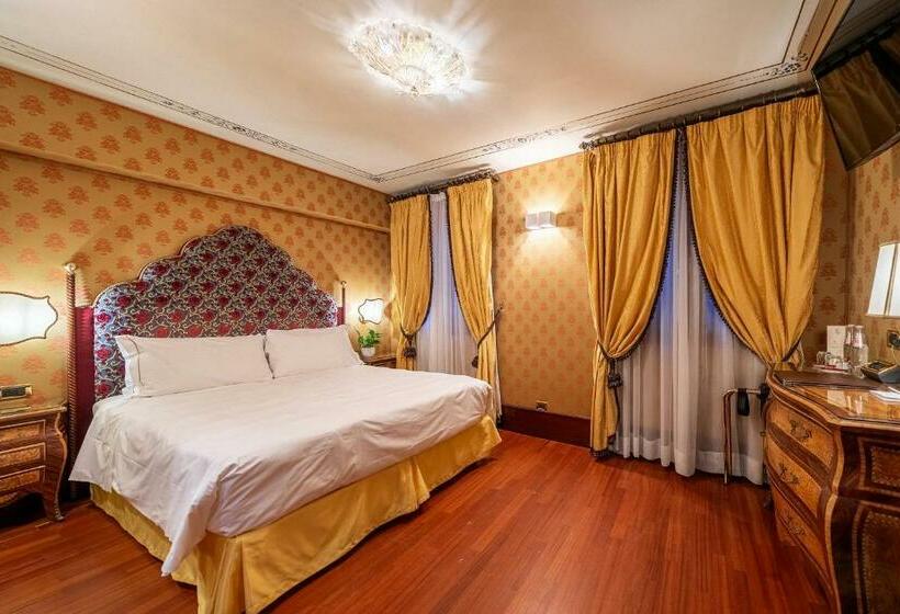 اتاق کلاسیک, Colombina