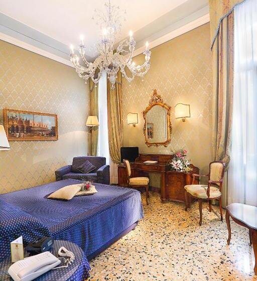 سوئیت جونیور با چشم‌انداز, Colombina