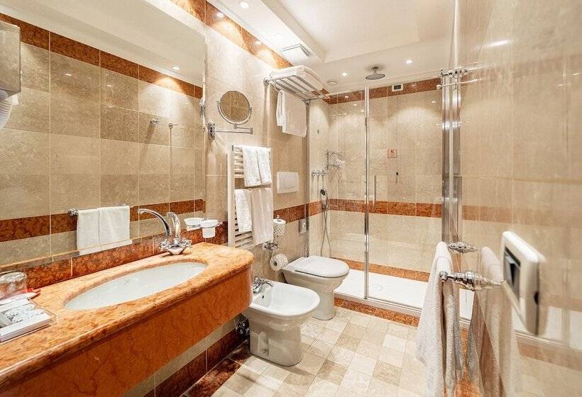 اتاق کلاسیک, Colombina