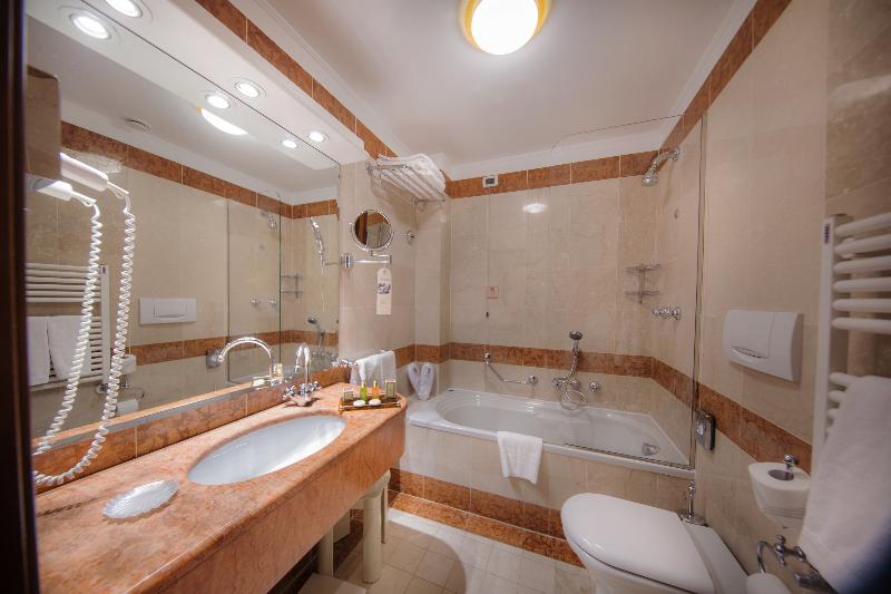 اتاق استاندارد, Colombina