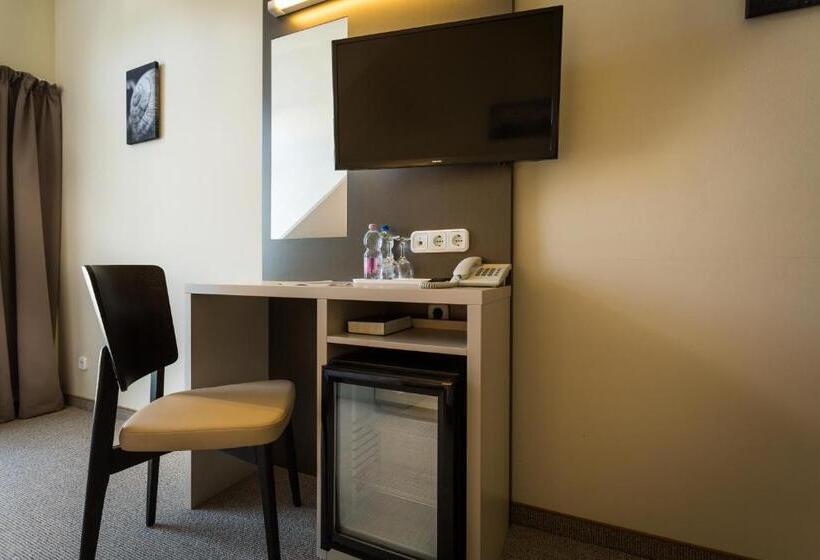 스탠다드 룸, Corvin Hotel Budapest Corvin Wing