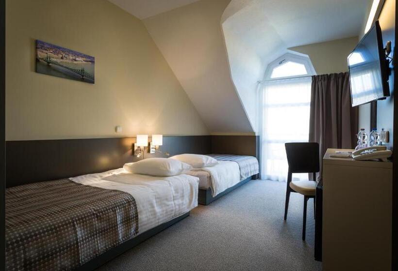 חדר סטנדרט, Corvin Hotel Budapest Corvin Wing