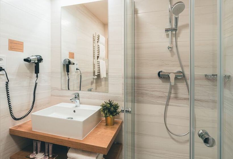 اتاق استاندارد, Elysee