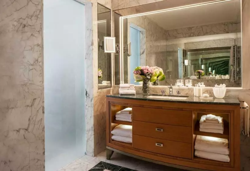 سوییت با چشم‌انداز باغ, Four Seasons Hotel Milano