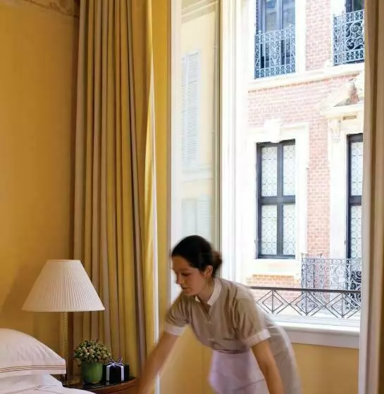 سوییت با چشم‌انداز باغ, Four Seasons Hotel Milano