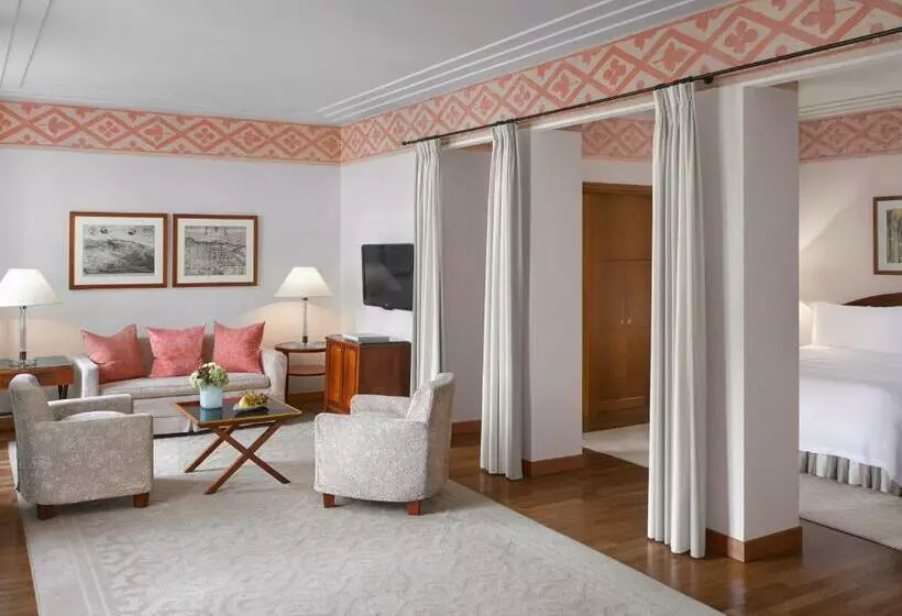 سوئیت اجرایی با تخت کینگ, Four Seasons Hotel Milano