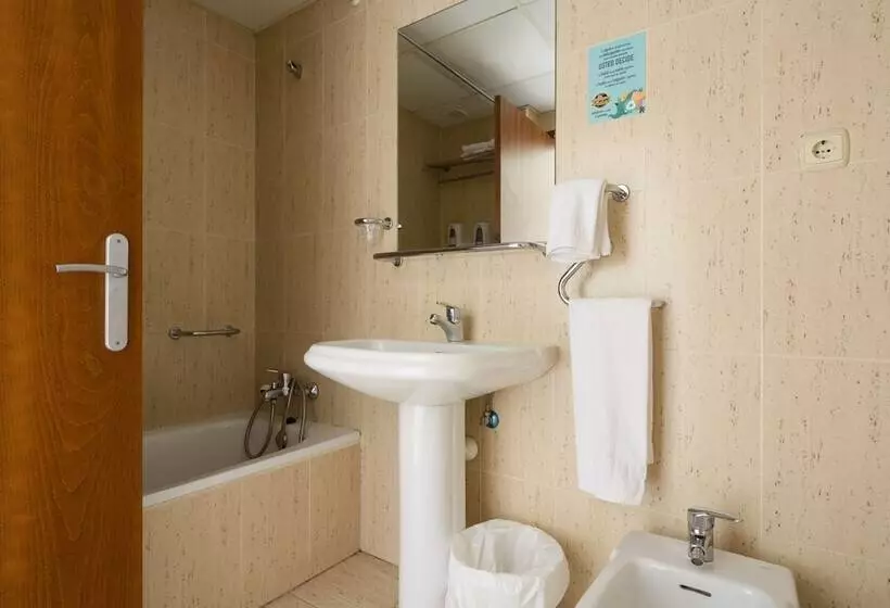 Standard Kolmen Hengen Huone, Hospedium Hotel Don Fidel