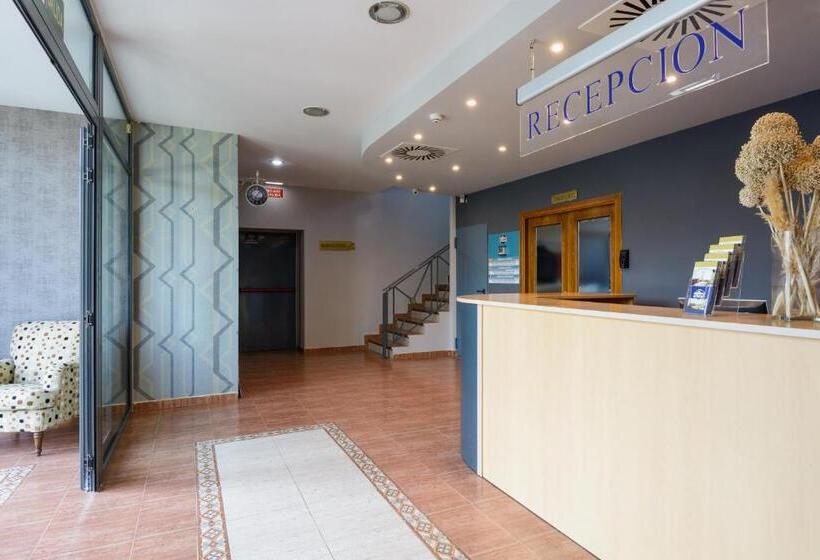 غرفة قياسية ثلاثية, Hospedium Hotel Don Fidel