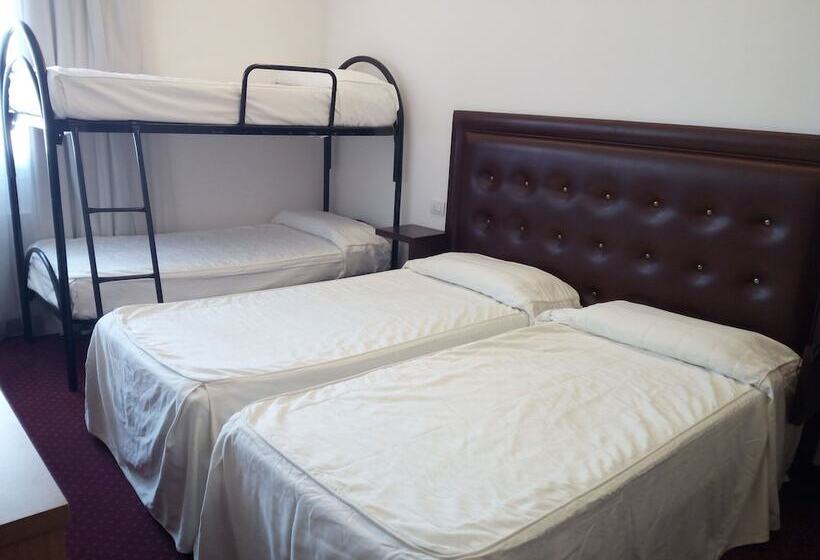 חדר סטנדרט לארבעה, Il Perugino