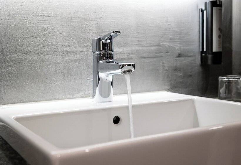 Номер Стандарт, Intercityhotel Wien