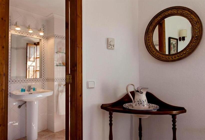 חדר סופריור, Juma Historic