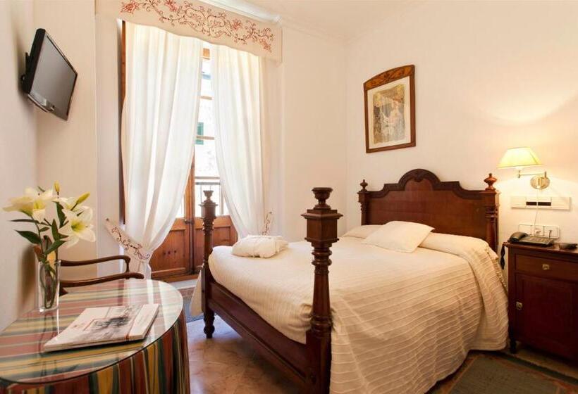 חדר סופריור, Juma Historic