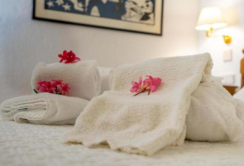 חדר סופריור, Juma Historic