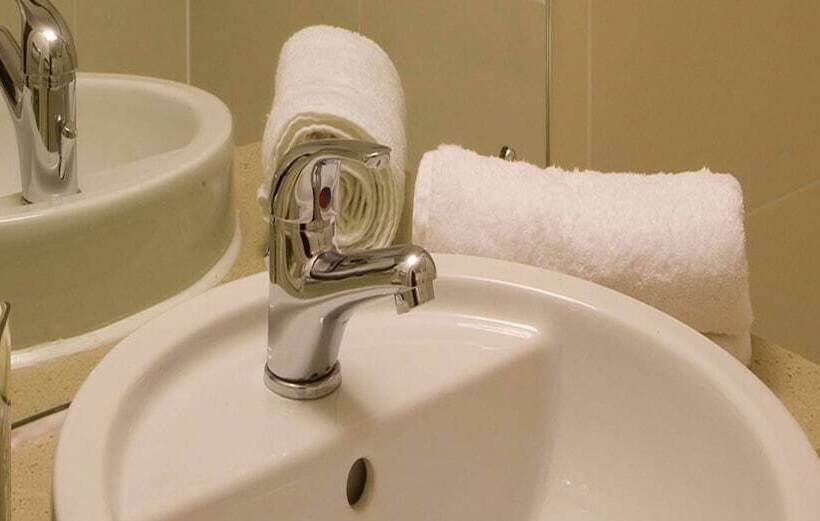 Номер Superior, Leonardo Inverness