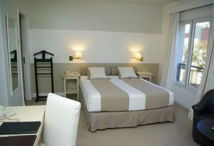 استودیوی استاندارد, Loi Suites Recoleta
