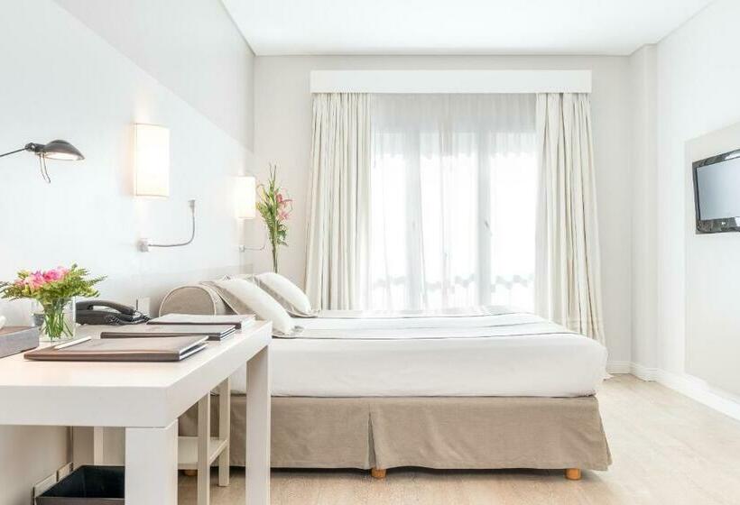 استودیوی استاندارد, Loi Suites Recoleta