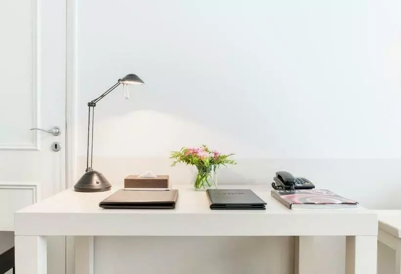 استودیوی استاندارد, Loi Suites Recoleta