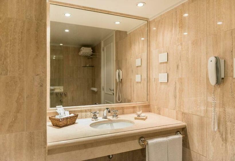 استودیوی استاندارد, Loi Suites Recoleta