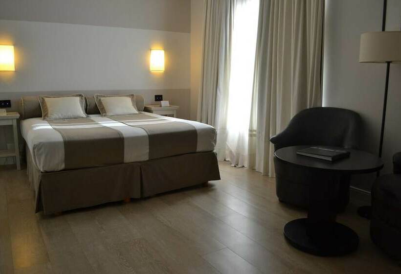 استودیوی استاندارد, Loi Suites Recoleta